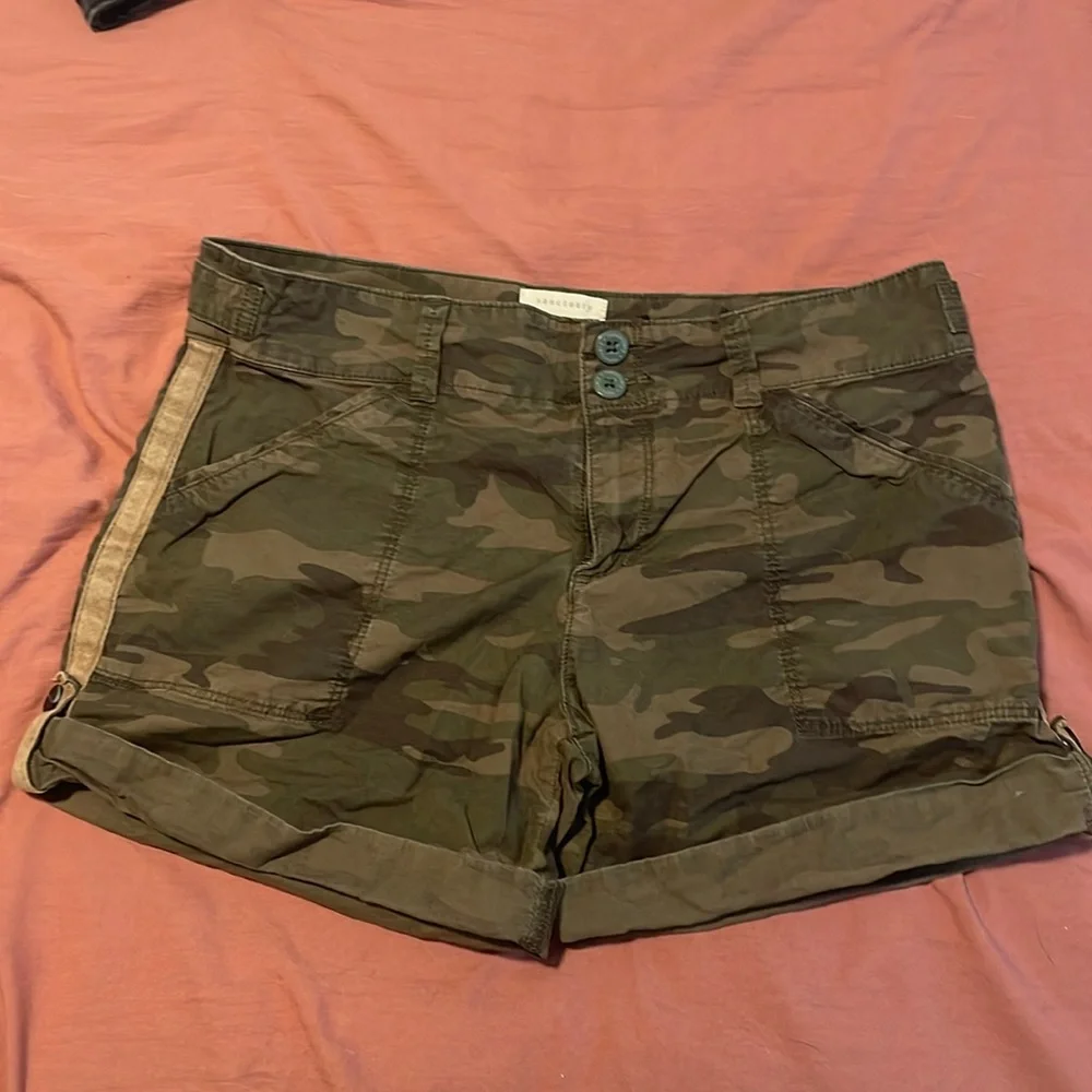 Camp shorts - Picture 1 of 2